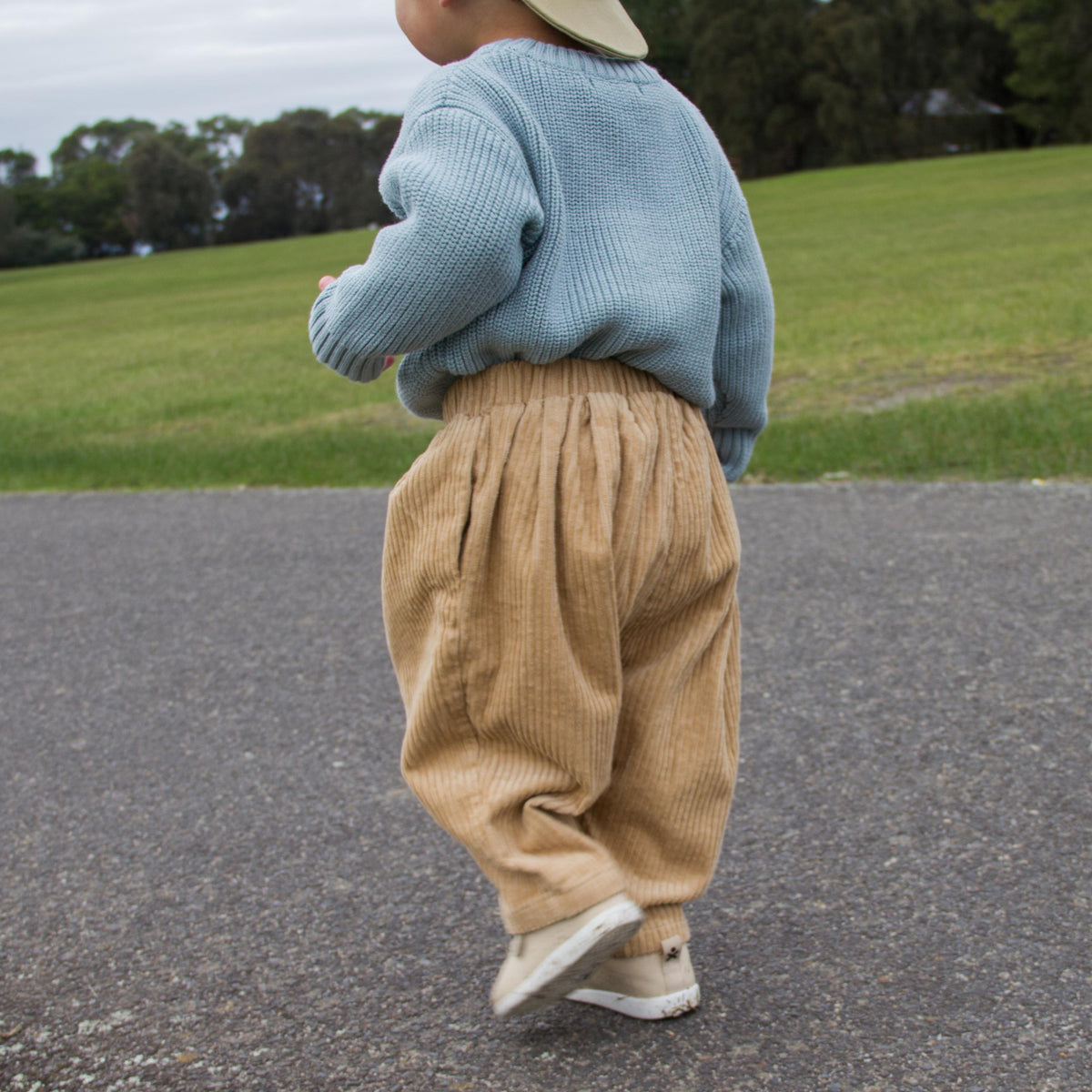 Baggy Corduroy Pants - Beige