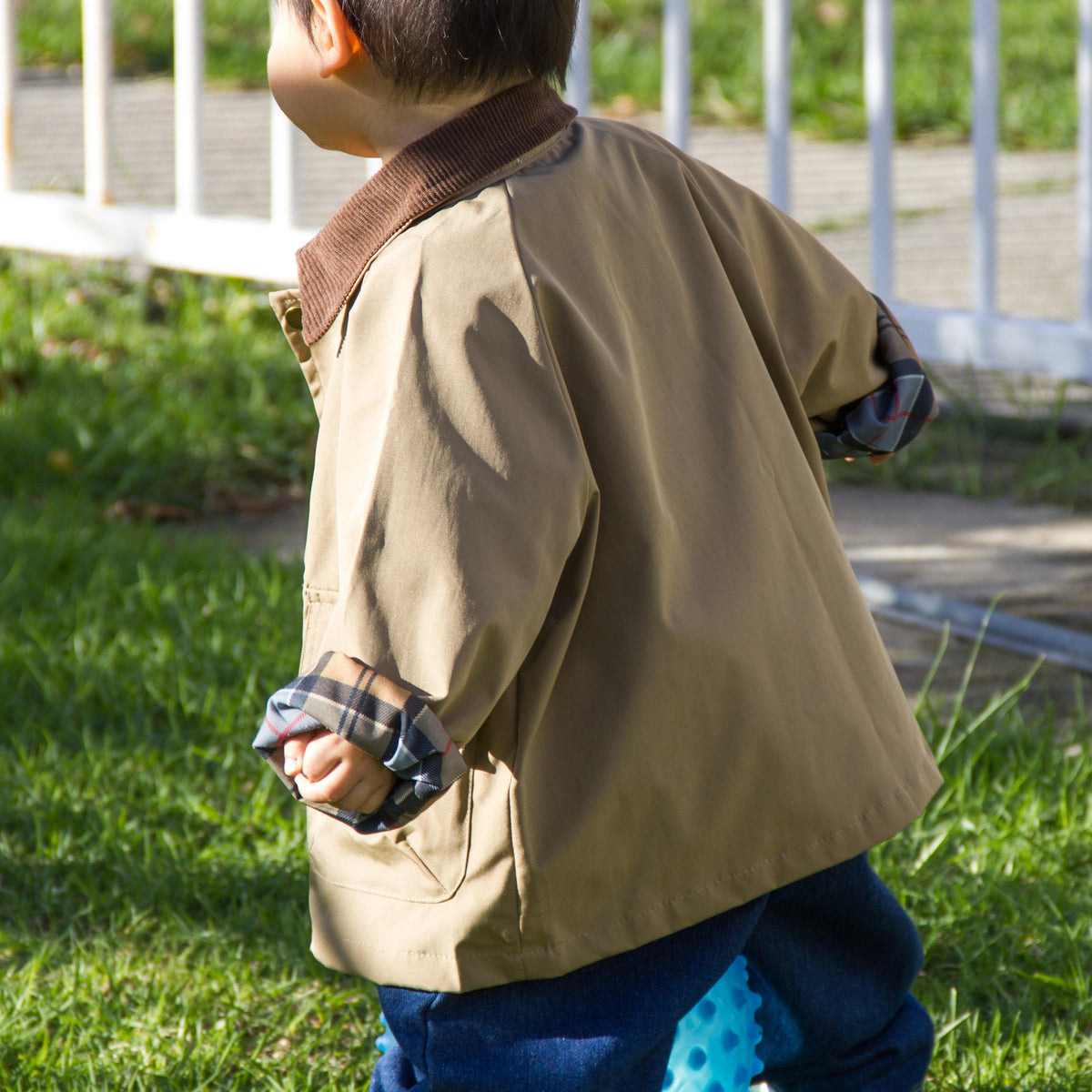 Light Windbreaker Jacket - Khaki