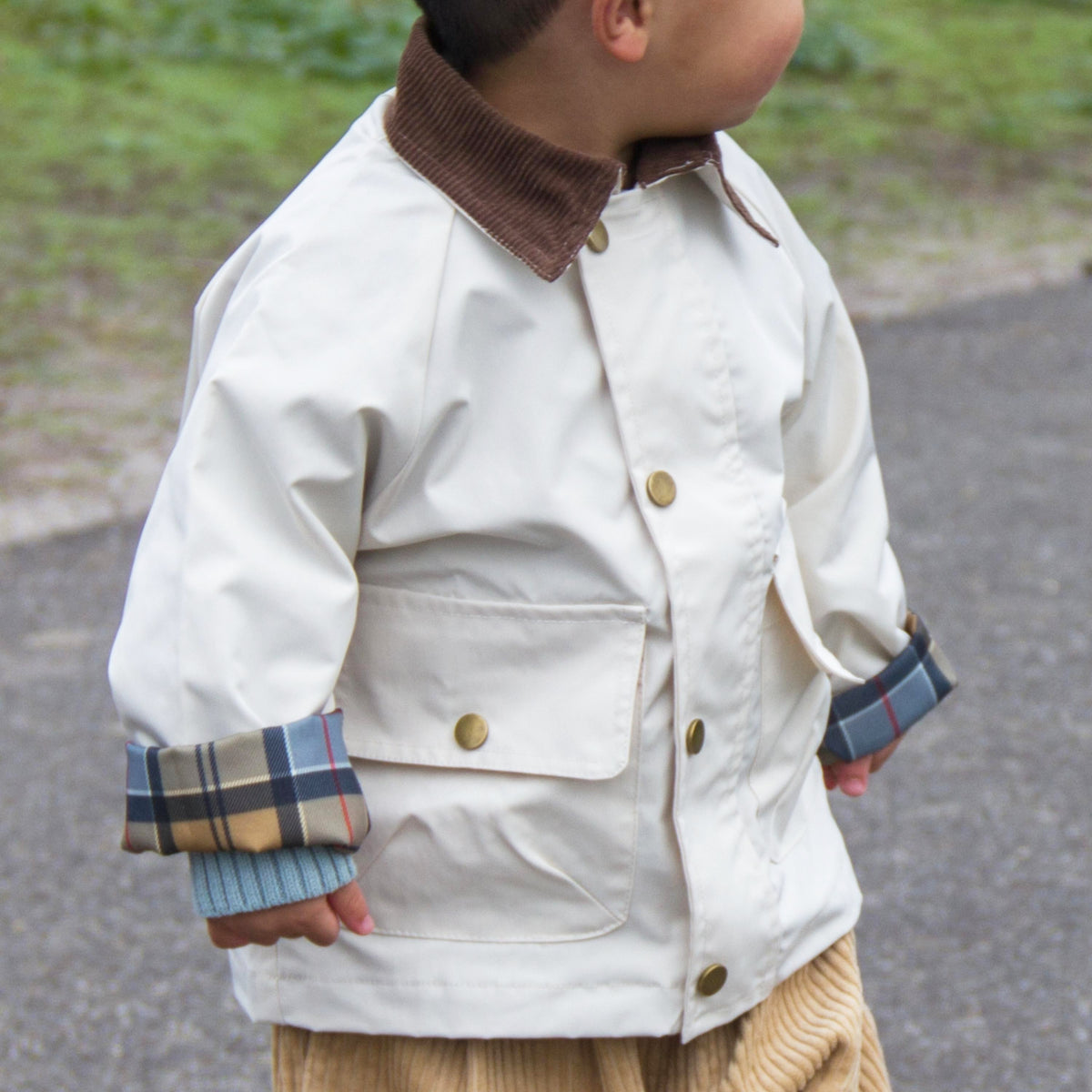 Light Windbreaker Jacket - Off White